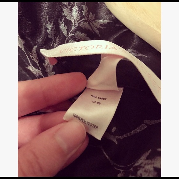 Victoria's Secret Sleep Shirt - Picture 8 of 8